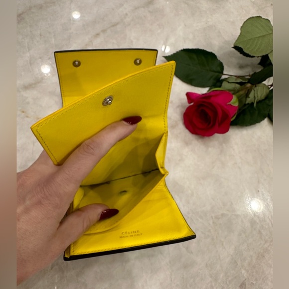 Pre loved Celine,Drummed Calfskin Small Multifunction Folded wallet,grey/yellow - Picture 8 of 11